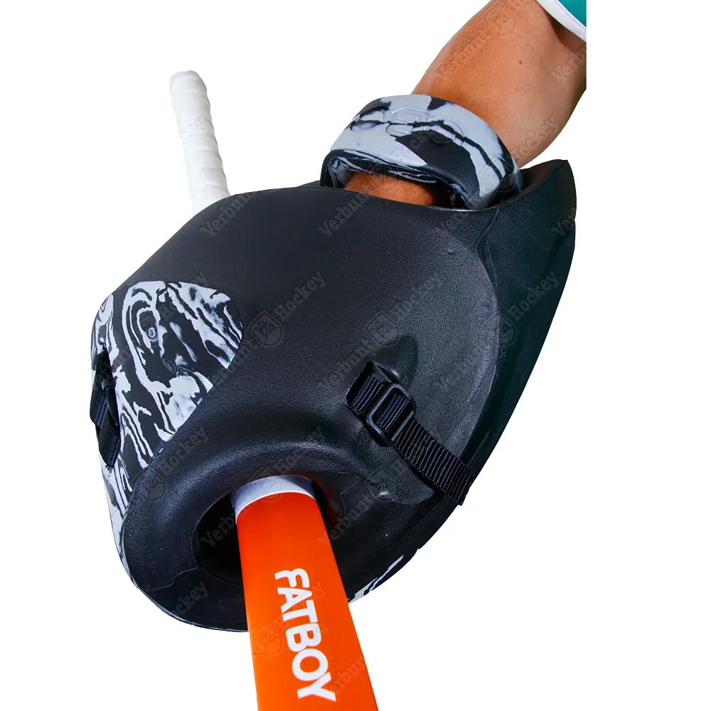 Obo Robo PLUS Hand Protector Right Black Keeper