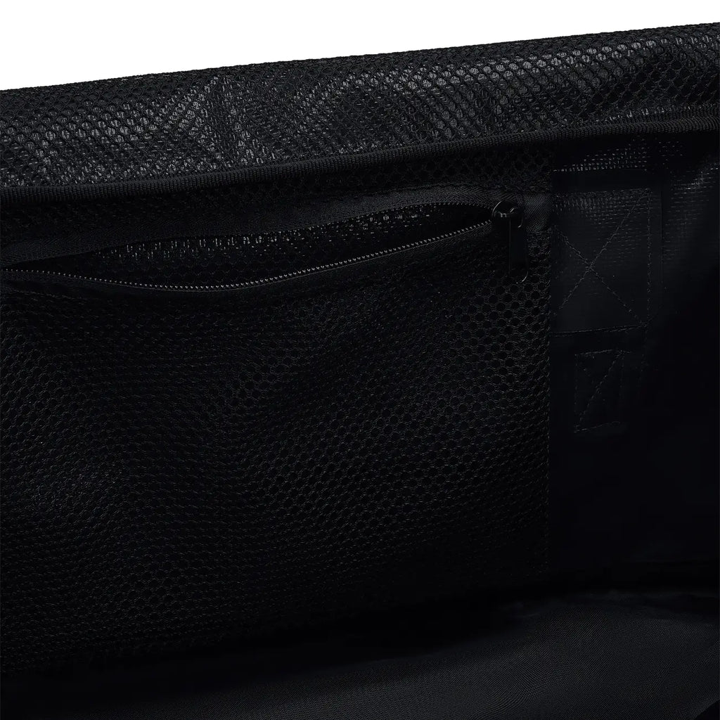Osaka Pro Tour Duffel Bag - Iconic Black Tassen
